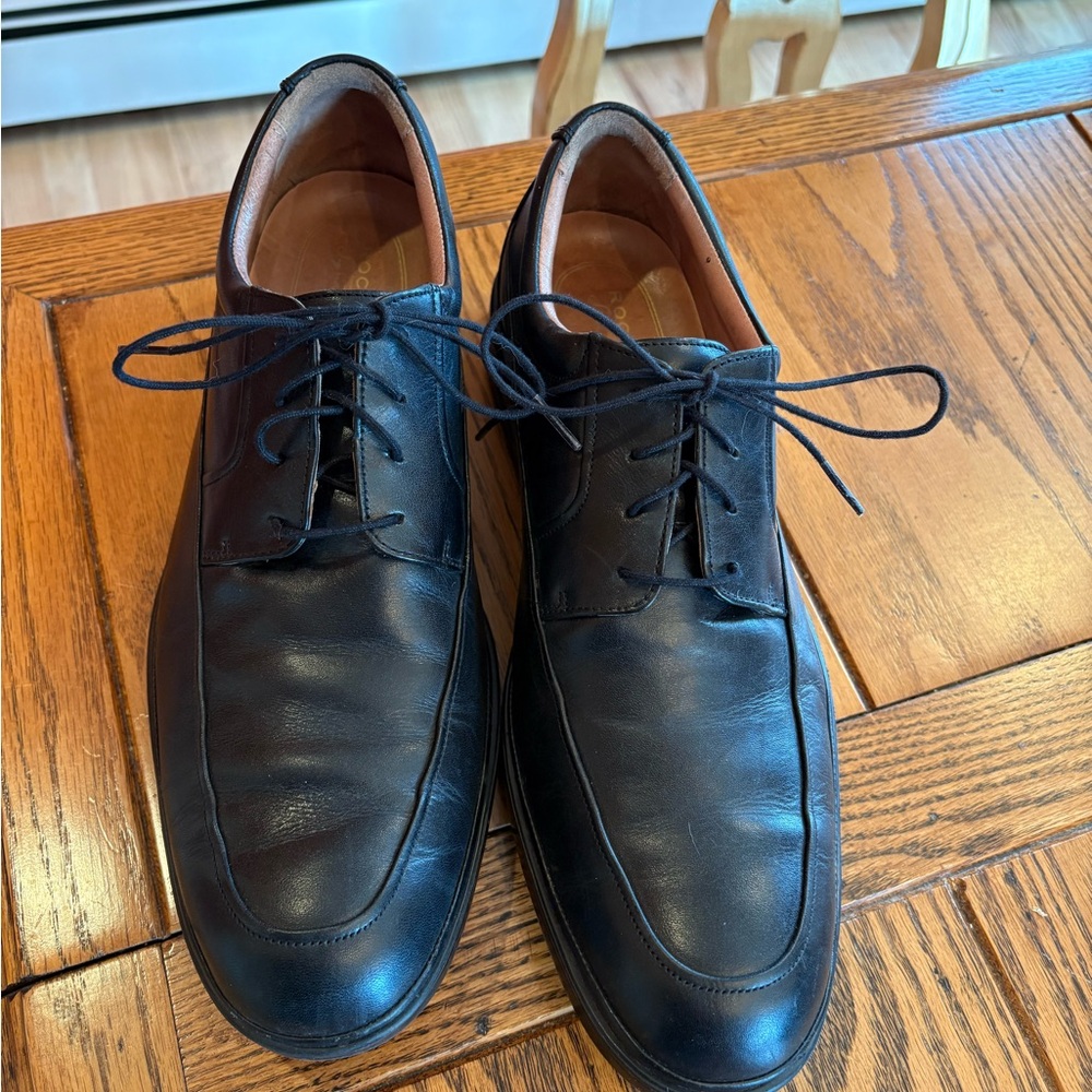 Rockport Black Leather Men's Oxfords - Price Drop